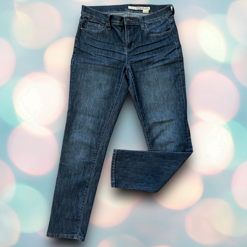 DKNY Women’s Slim Mid-Rise Denim Jeans Size 4 - Picture 2 of 7